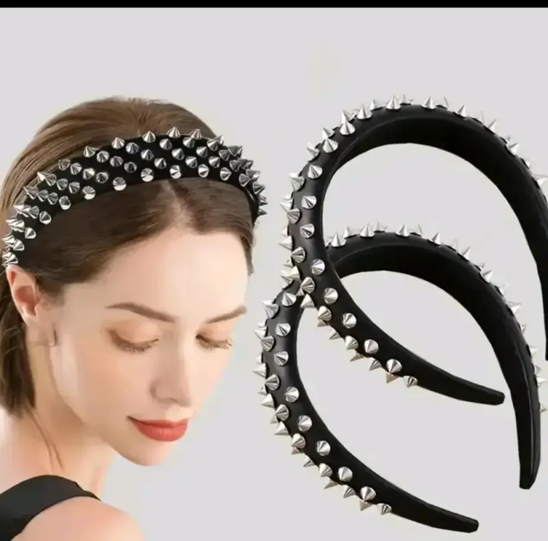 Diadema negra con tachuelas metálicas estilo punk - 2