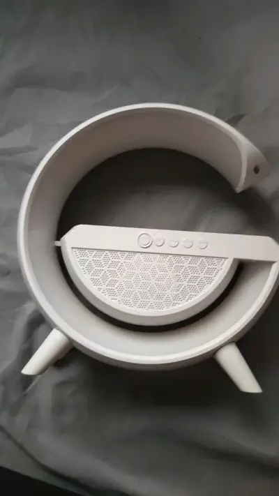 Lámpara LED con altavoz Bluetooth integrada - miniatura 1
