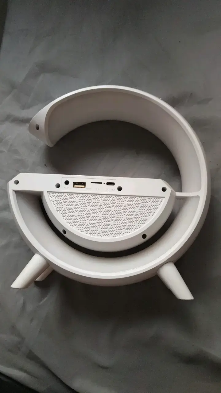 Lámpara LED con altavoz Bluetooth integrada - 2