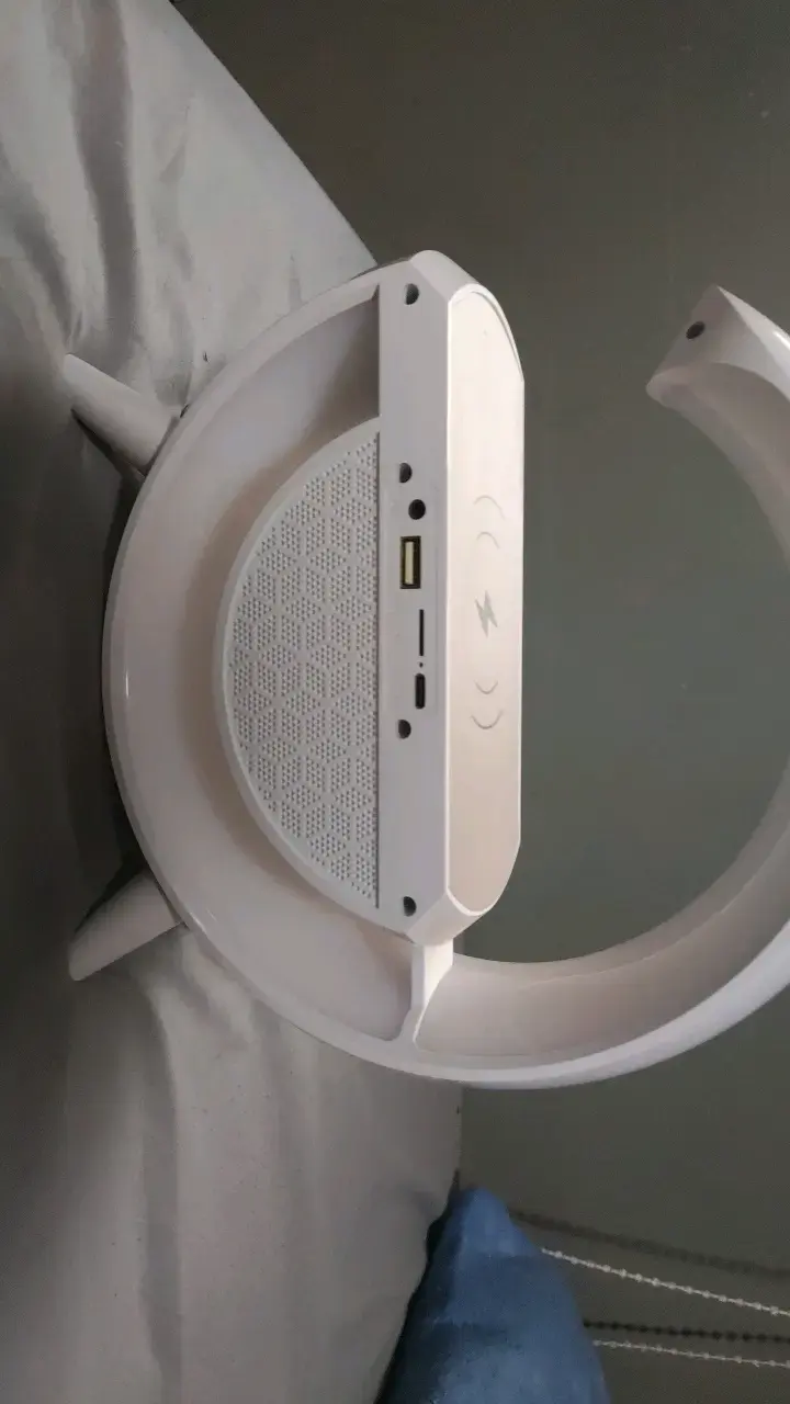 Lámpara LED con altavoz Bluetooth integrada - 4