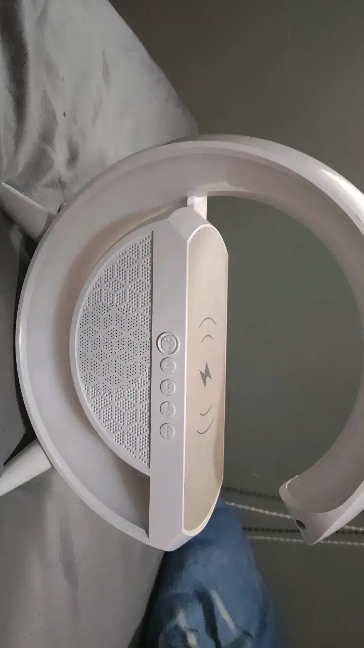 Lámpara LED con altavoz Bluetooth integrada - 5