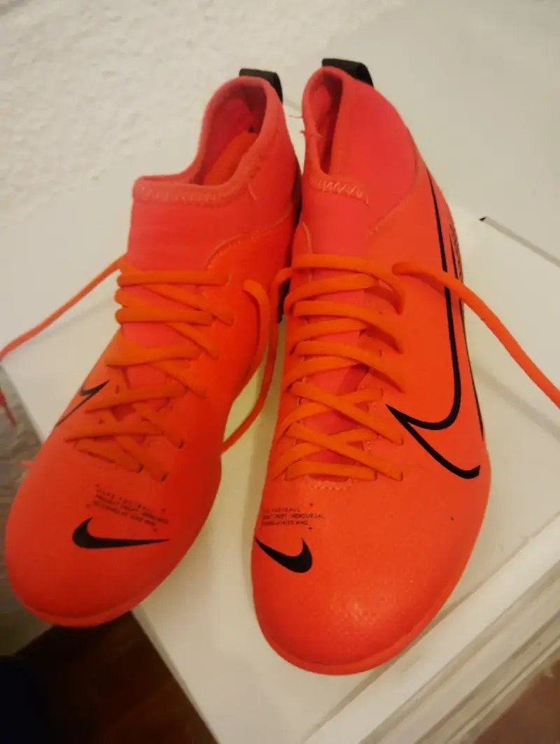 Botines de fútbol Nike Mercurial naranja
