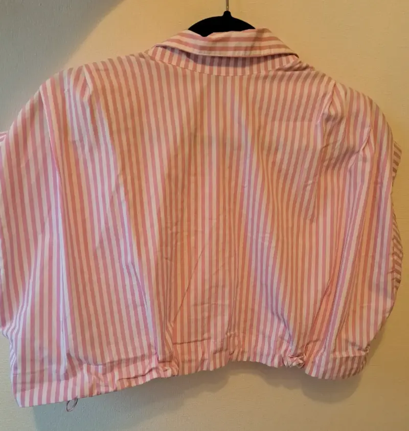 Blusa a rayas rosadas Studio F talla S - 2