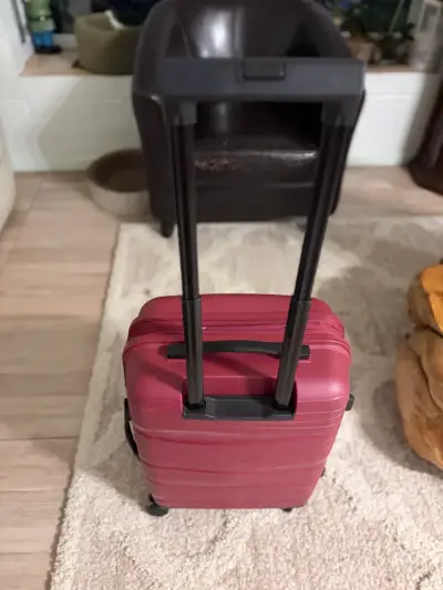 Maleta de viaje roja con ruedas Kippi - miniatura 4