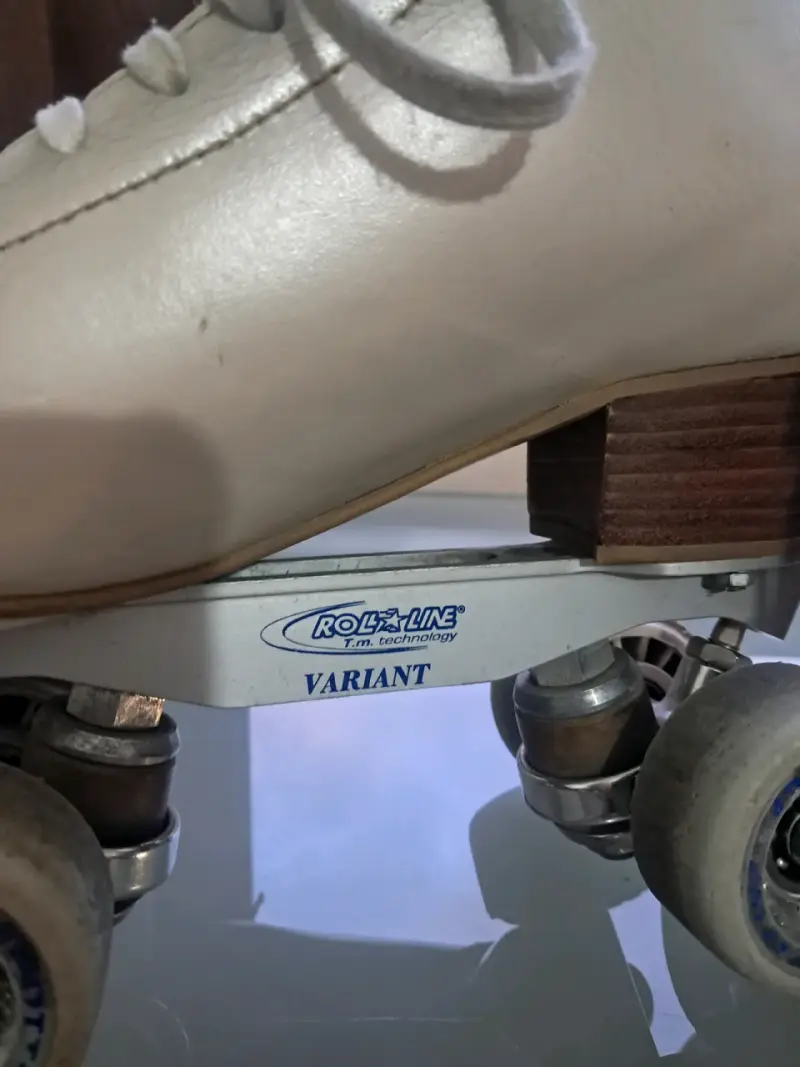 Patines de Cuatro Ruedas Risport Blancos - 3