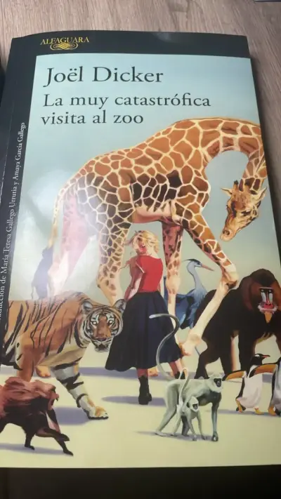 Libro 'La Muy Catastrófica Visita al Zoo' - miniatura 1