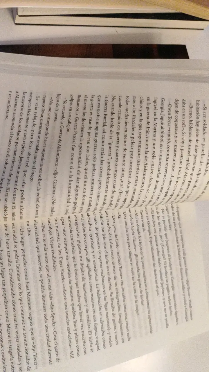 Libro Partials La Conexión de Dan Wells - 2