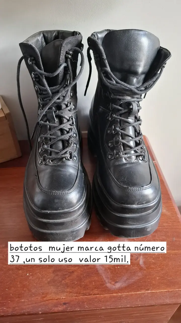 Botas negras de cuero con plataforma y cordones - 5