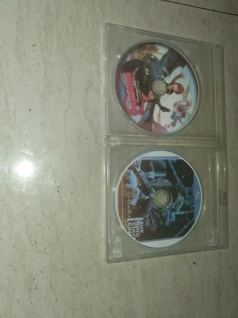 Películas Blu-ray: Cómo Entrenar a tu Dragón y El Discurso del Rey