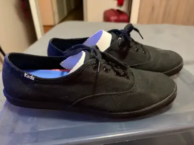 Zapatillas negras casuales Keds para mujer - miniatura 1