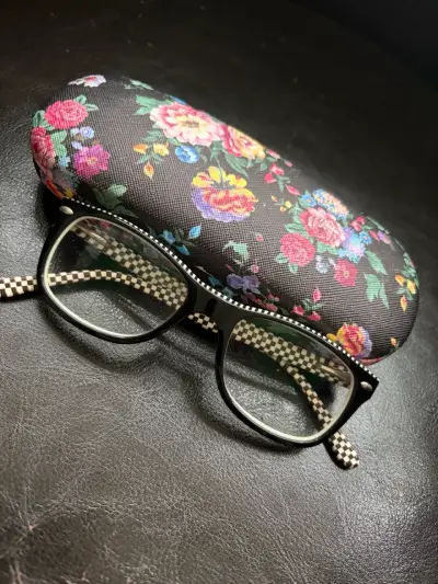 Marcos de lentes ópticos - miniatura 3