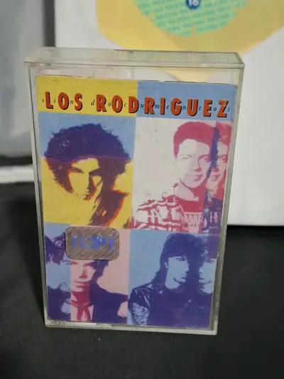 Cassette Los Rodríguez Sin Documentos - miniatura 1