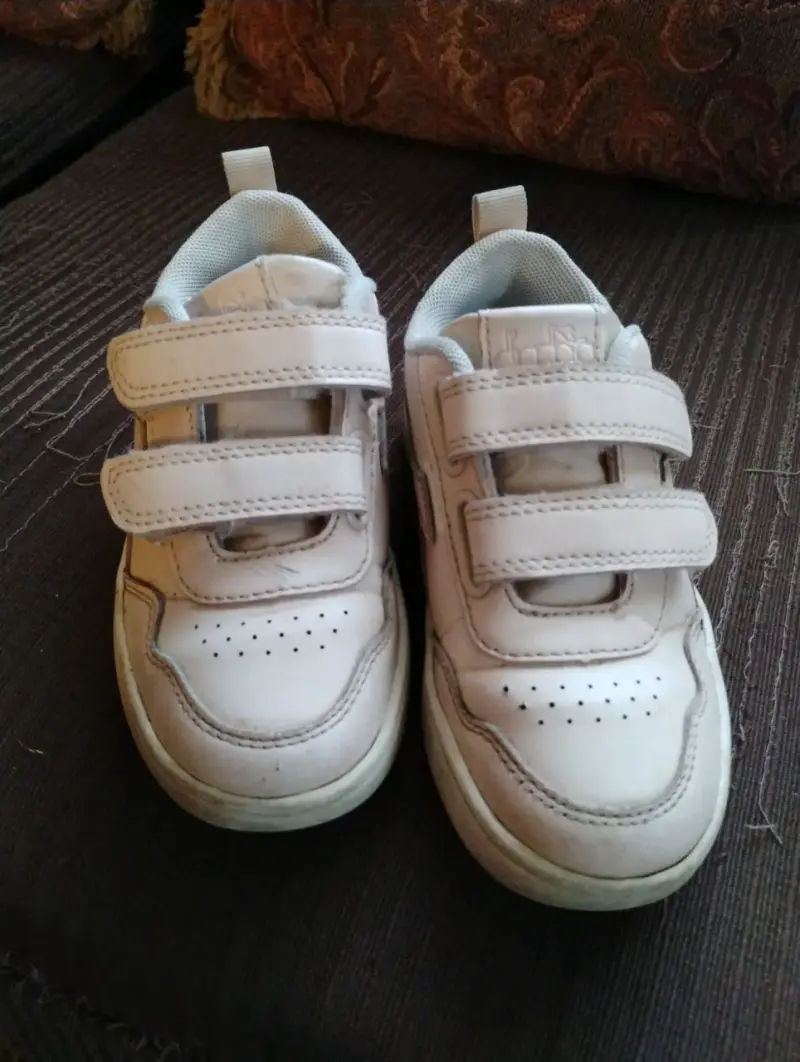 Zapatillas Diadora con velcro - 3