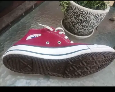 Zapatillas Converse Chuck Taylor All Star rojas - miniatura 2