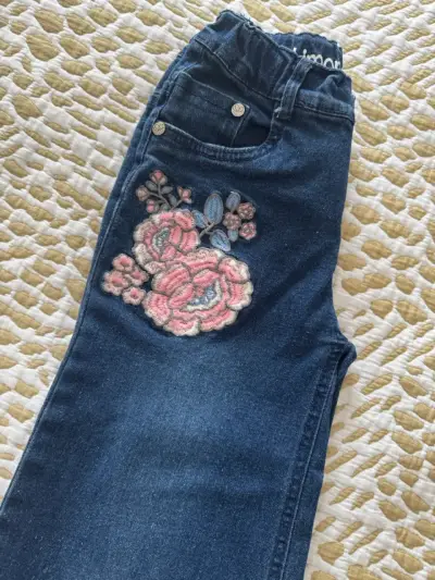 Jeans con flores bordadas Limonada T.6 - miniatura 4