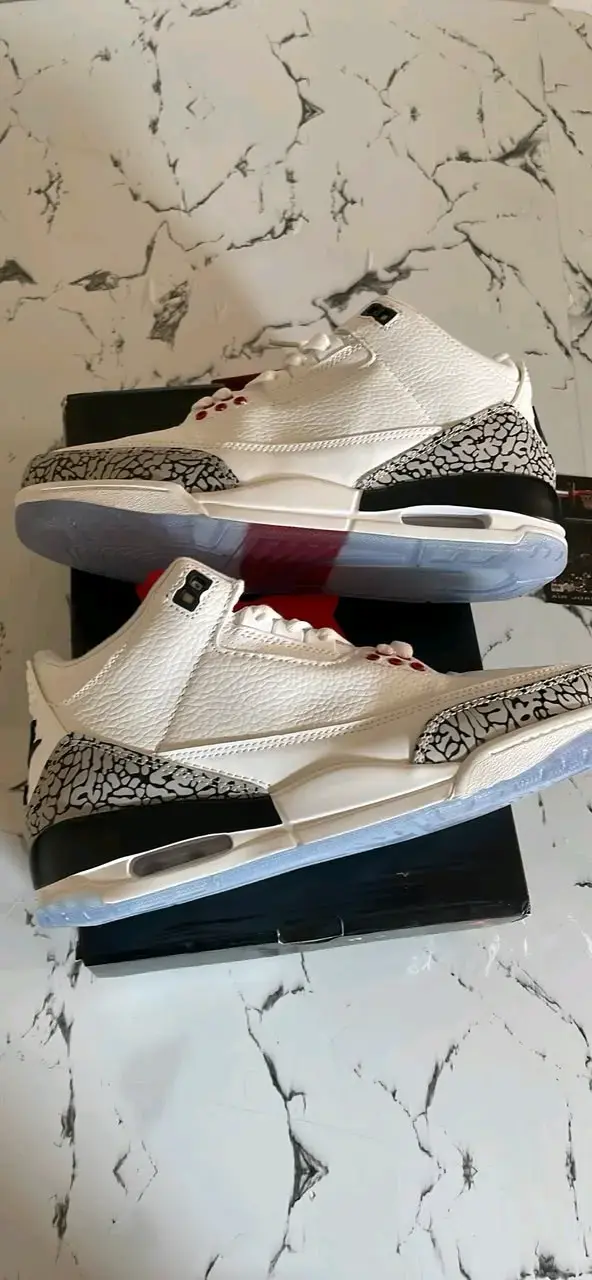 Zapatillas Nike Air Jordan 3 Retro Blancas - 1