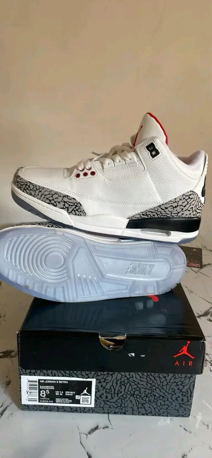 Zapatillas Nike Air Jordan 3 Retro Blancas - 2