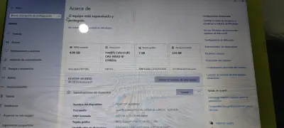 Laptop HP amarilla con procesador Intel Celeron - miniatura 2