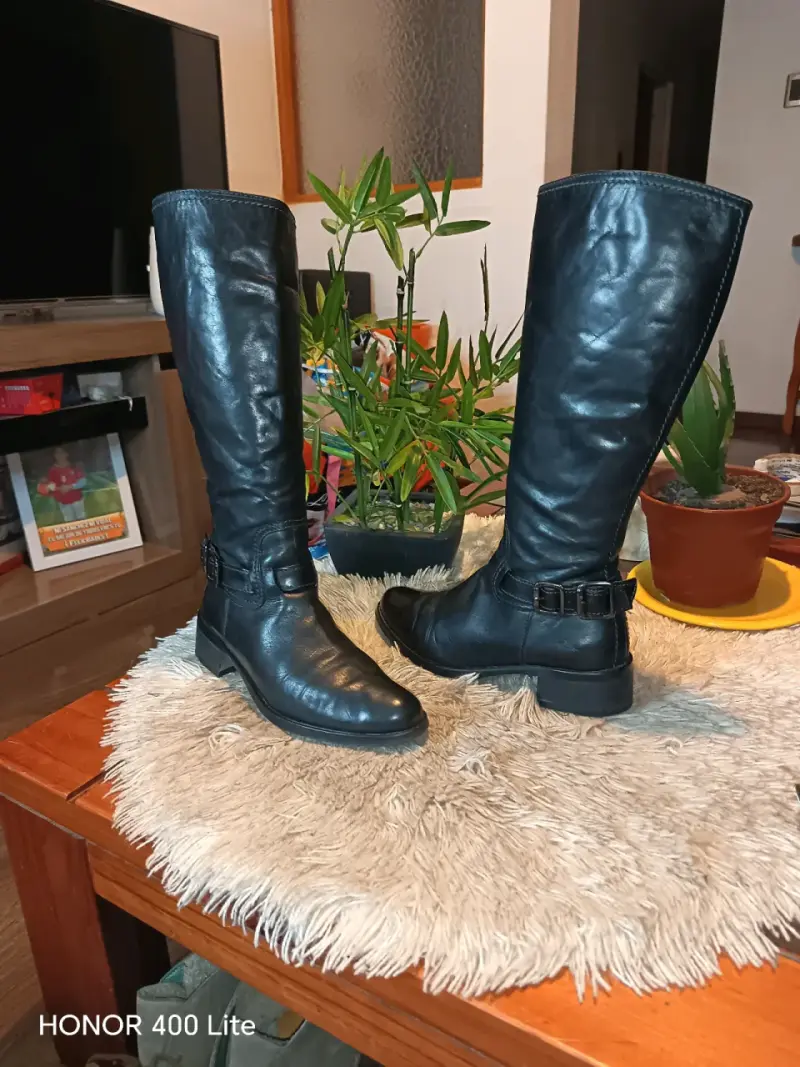 Botas Italianas de cuero negras para mujer - 1