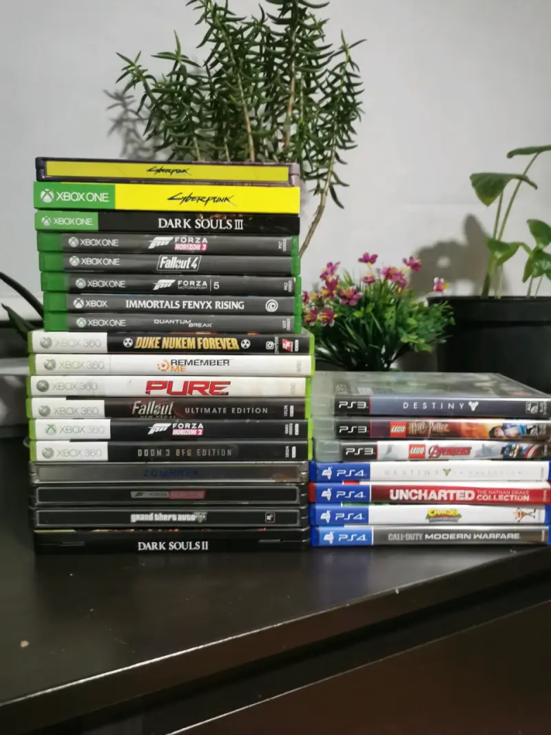 Colección de juegos para Xbox y PlayStation - 1