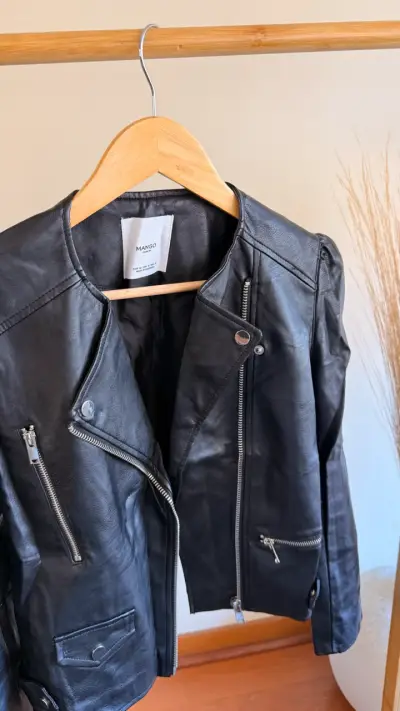 Chaqueta de cuero negra Mango estilo biker - miniatura 2