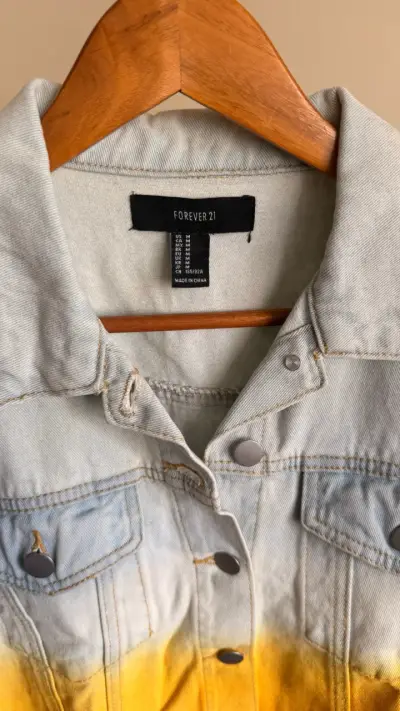 Chaqueta de mezclilla Forever 21 degradé amarillo - miniatura 4