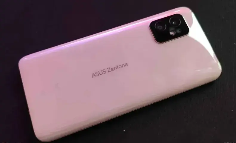 Smartphone Celular ASUS Zenfone (Detalle minimo) - 2