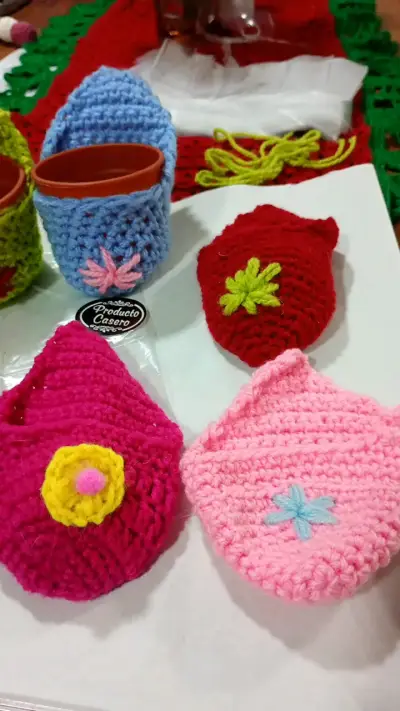 Fundas tejidas a crochet para macetas - miniatura 3