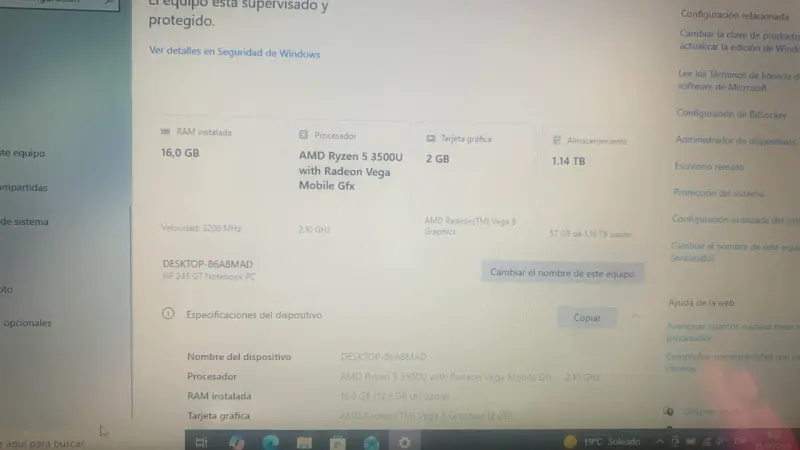 Laptop HP con AMD Ryzen 5 - 4
