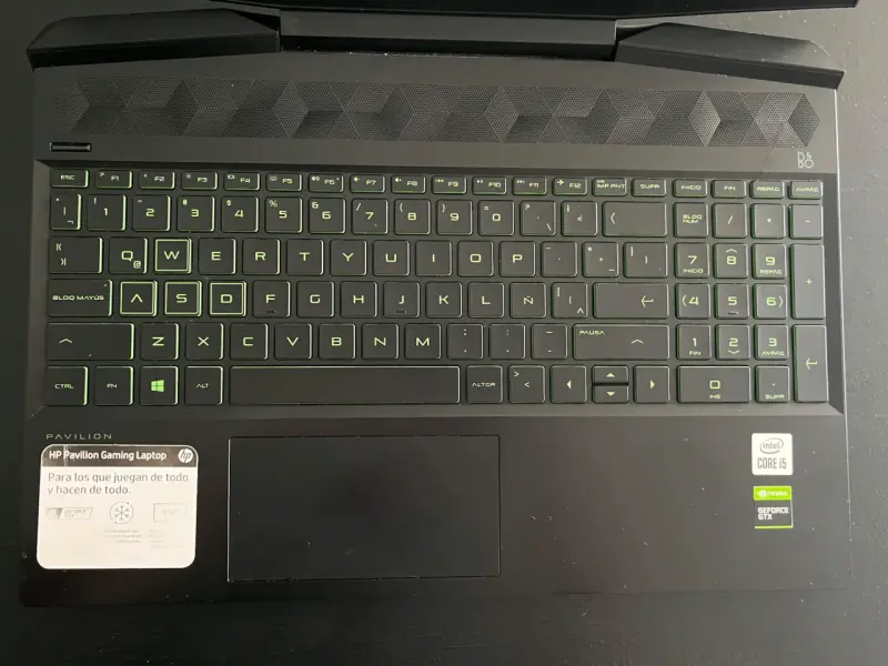 Laptop HP Pavilion Gaming con Intel Core i5 - 4