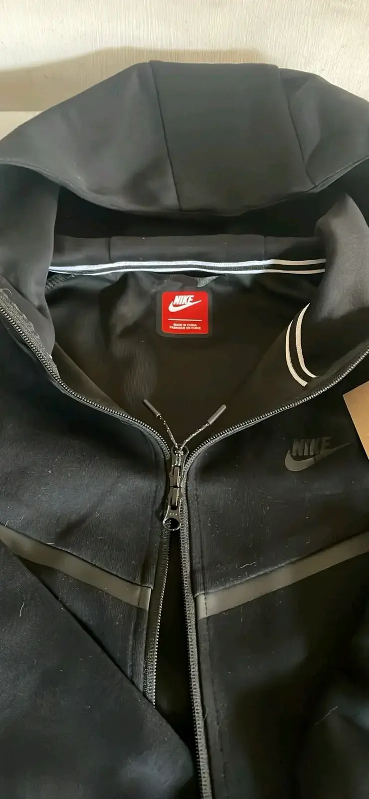 Conjunto deportivo Nike negro con capucha - 5