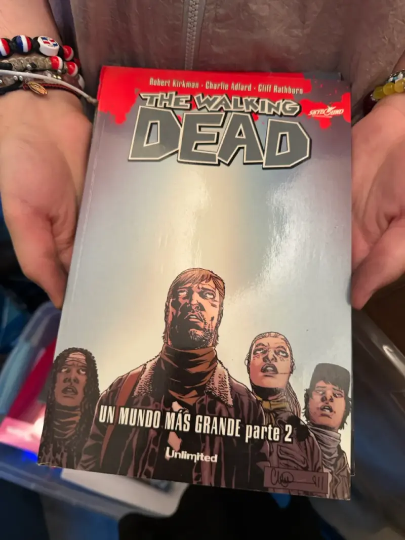Comic The Walking Dead Un Mundo Más Grande Parte 2