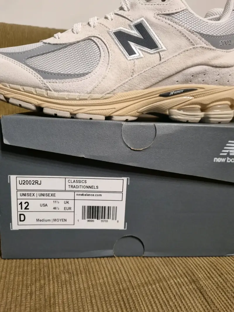 New Balance 2002 R beige talla 12 US - SIN USO - 6