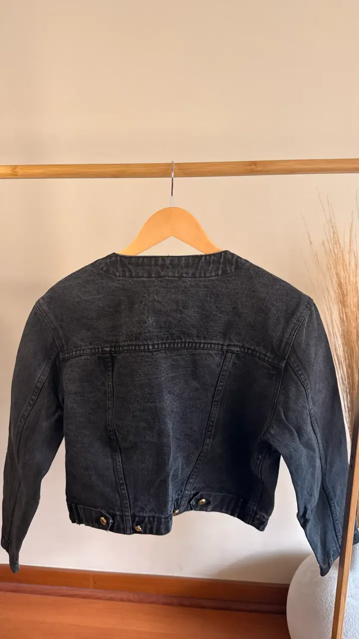 Chaqueta de mezclilla negra para mujer - 3