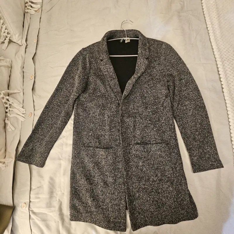 Abrigo largo gris H&M Divided para mujer - 1