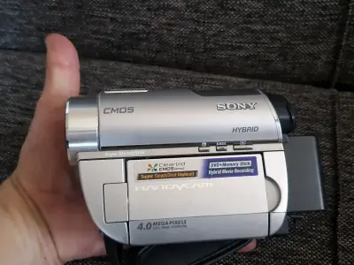 Videocámara Sony DCR-DVD910 con Zoom Óptico 15x - miniatura 6