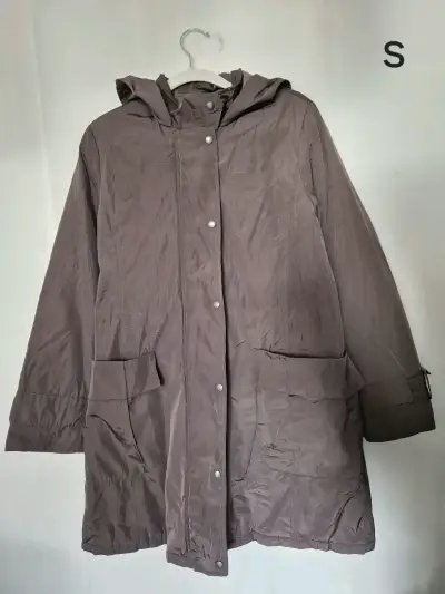 Parka impermeable marrón con capucha para mujer - miniatura 1