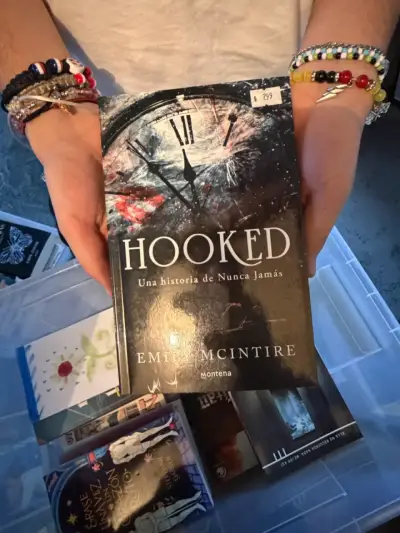 Libro 'Hooked' de Emily McIntire - miniatura 1
