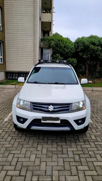 Suzuki Grand Vitara 4x4 2012 en buen estado - miniatura 1