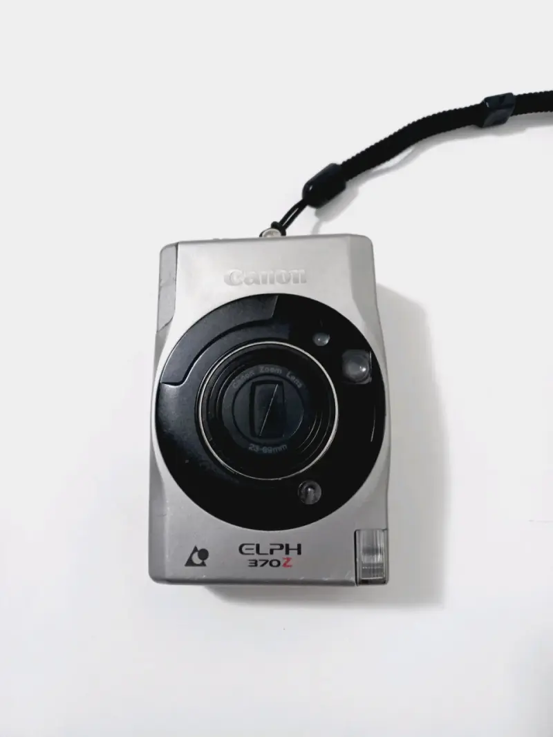 Cámara compacta Canon ELPH 370Z APS - 1