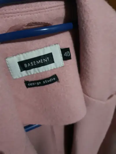 Abrigo rosado Basement talla 40 - miniatura 2