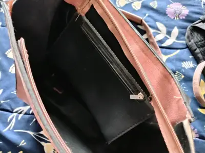 Mochila bandolera rosa con flecos - miniatura 3