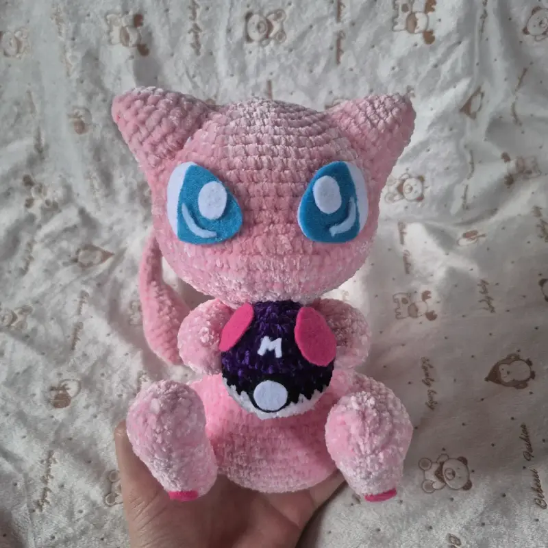 Peluche de mew con pokebola - 1