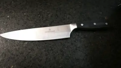 Cuchillo de Chef Victorinox Grand Maître 20 cm - miniatura 2