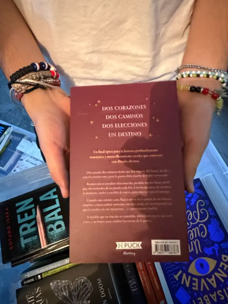 Libro 'Promesas Crueles' de Rebecca Ross - 2