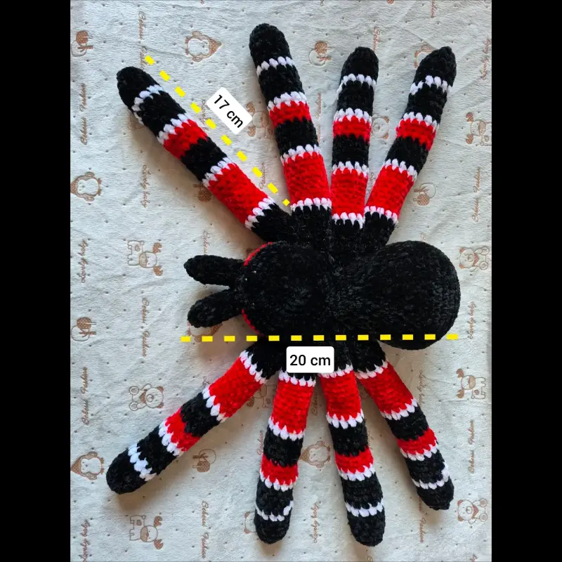 Araña de peluche tejida a mano en rojo y negro - 3