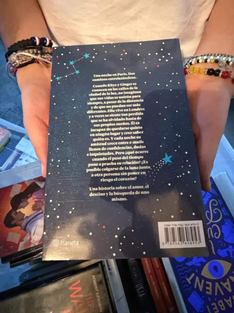 Libro 'Nosotros en la Luna' de Alice Kellen - 2
