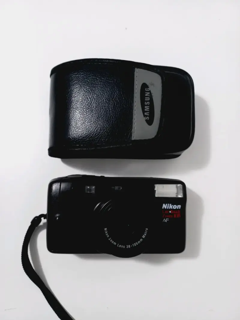 Cámara Nikon Lite Touch Zoom 105 AF compacta - 6