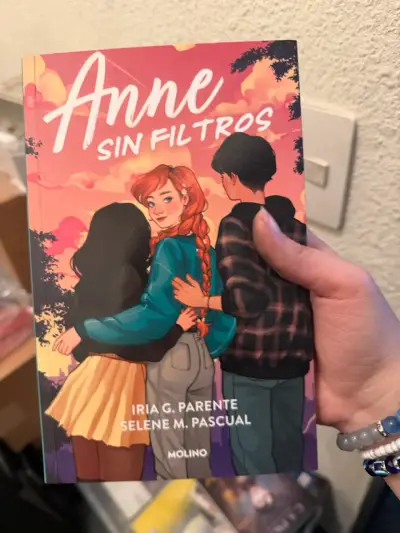 'Anne Sin Filtros' de Iria G. Parente y Selen - miniatura 1