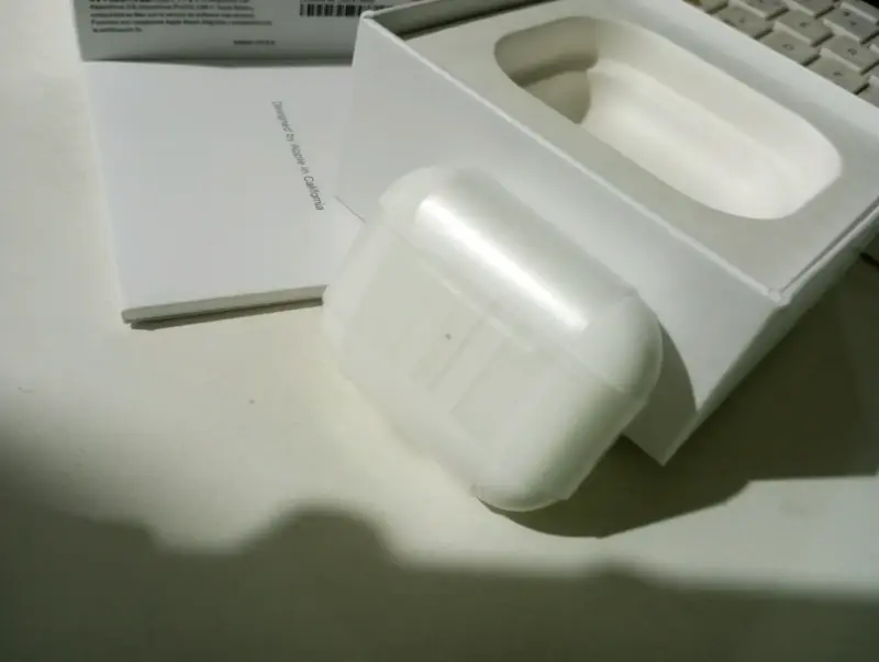 Auriculares inalámbricos con estuche de carga - 4